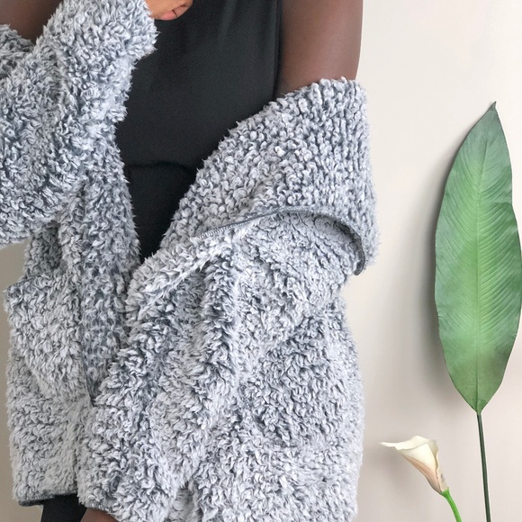 Secret Treasures Grey Stone Sherpa Bed Jacket